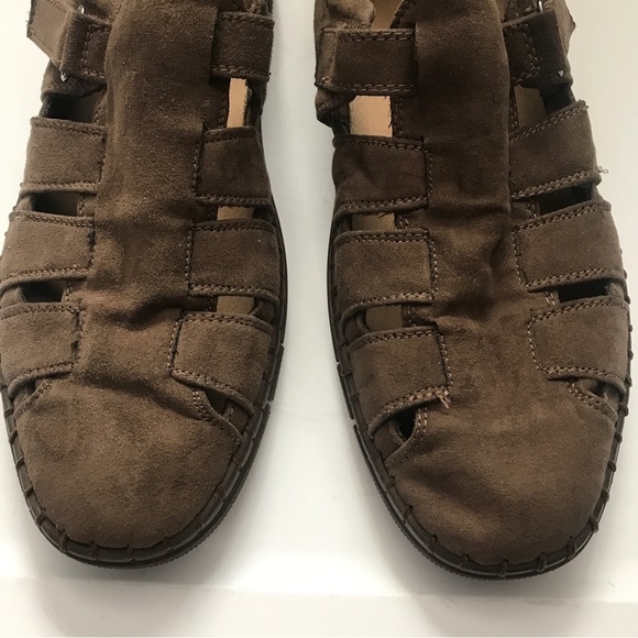 Robert Wayne Xander fisherman brown mens flats - Picture 6 of 7